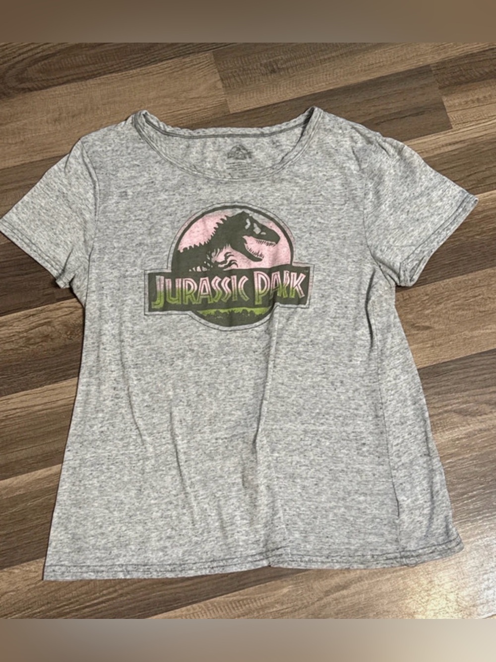 Jurassic park women’s Gray Graphic sheer Tee size medium